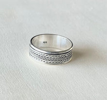 Load image into Gallery viewer, MEN&#39;S RING
