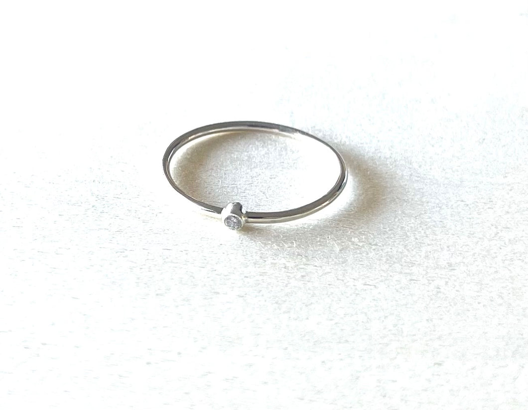 TINY ZIRCONIA RING