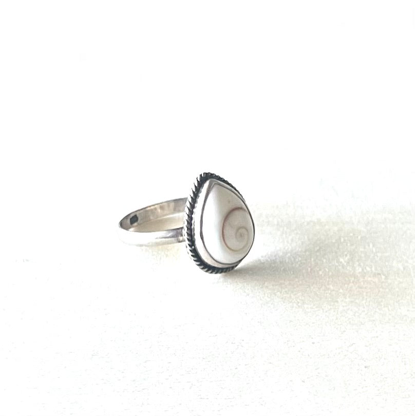 OCEAN SWIRL DRIP RING