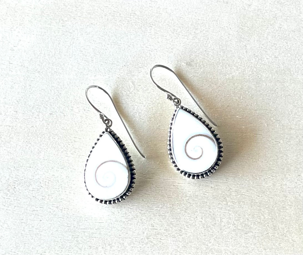 OCEAN SWIRL DRIP EARRINGS