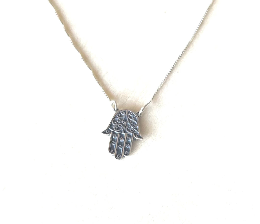 HAMSA NECKLACE