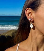 Load image into Gallery viewer, OCEAN SWIRL DRIP EARRINGS
