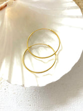 Load image into Gallery viewer, SEABREEZE HOOP EARRINGS
