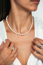 Load image into Gallery viewer, FRESHWATER PEARL NECKLACE
