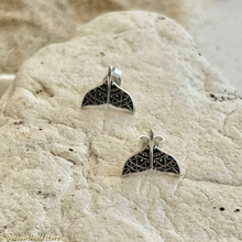 Load image into Gallery viewer, WHALE TAIL EARRINGS
